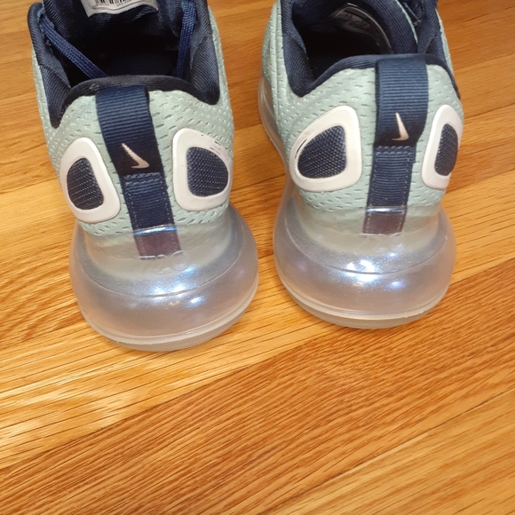 NIKE AIR MAX 270 WOMEN'S Size 6.5 Met. Silver & Mid. NAVY - Picture 3 of 5